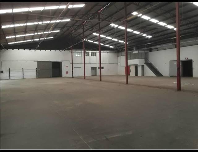 1,831M² WAREHOUSE TO LET IN WESTMEAD
